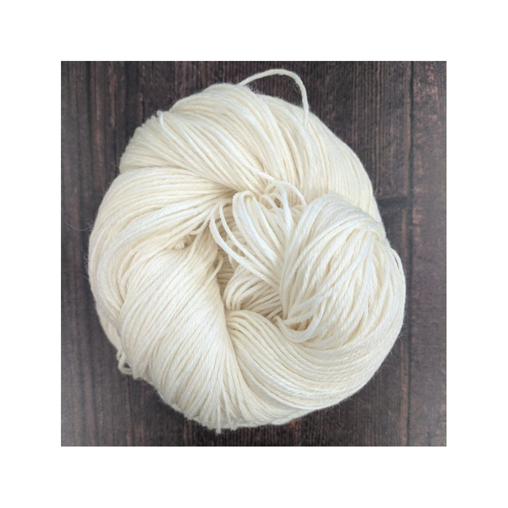 Natural Bamboo Silk 4ply 65 SW merino 20 bamboo 15 Silk 100G 400m